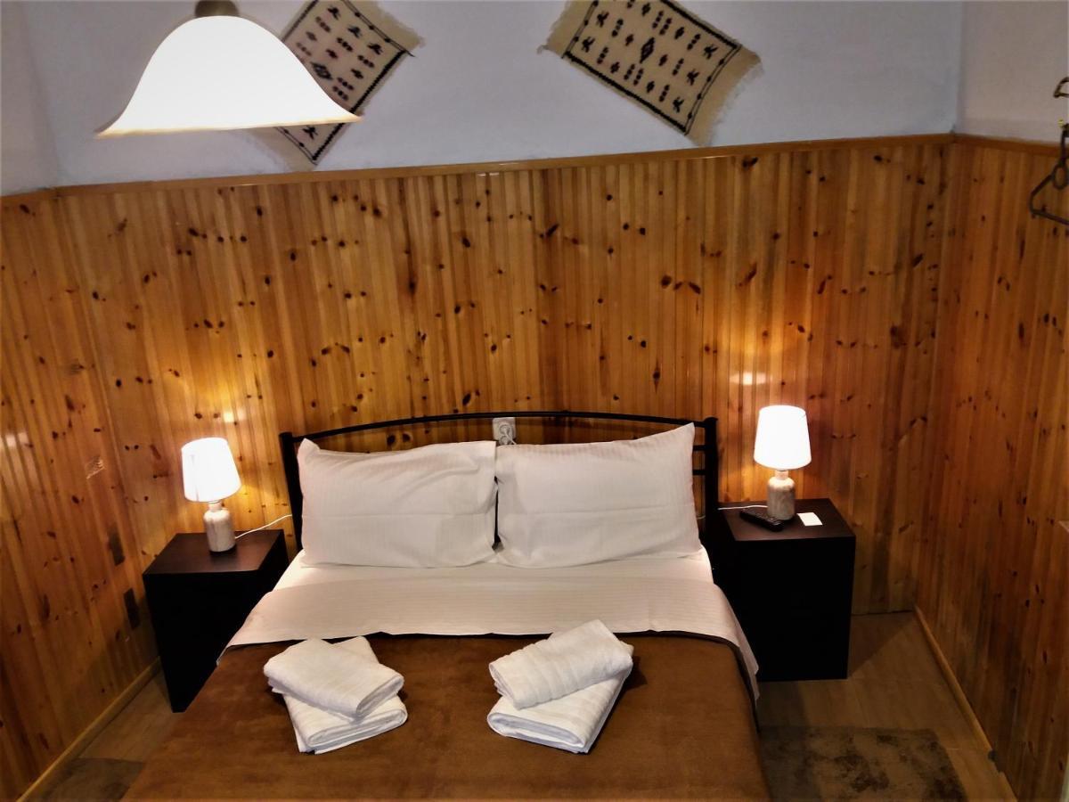 Hotel Acropolis Metsovo Exterior photo